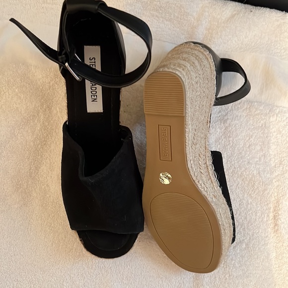 Black Suede like feel sandals - Picture 4 of 5